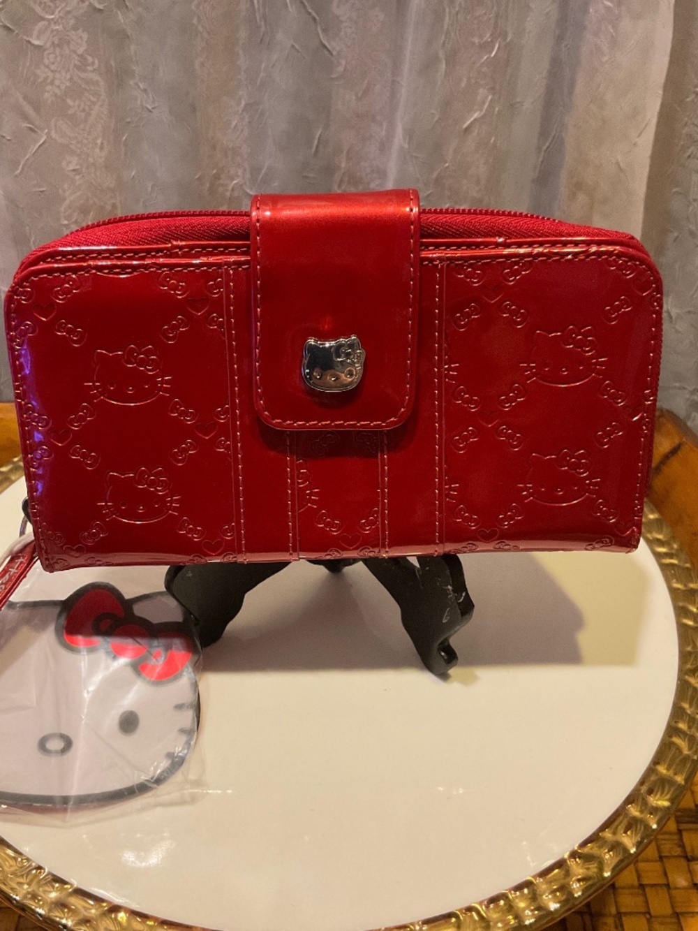 Loungefly Sanrio Red Faux Patent Leather 2013 Hello Kitty Wallet NWT